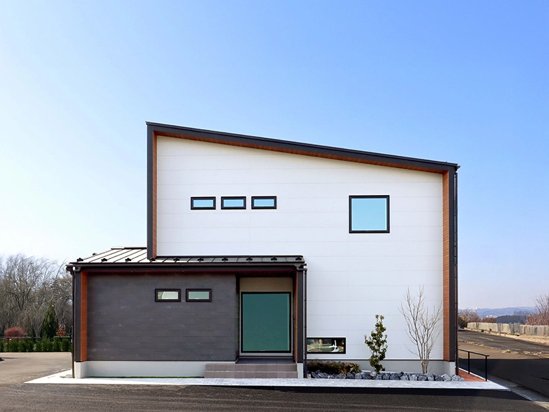 泉2階建モデルハウス（ママ楽の家）